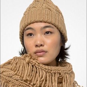 Michael Kors Cable Hat